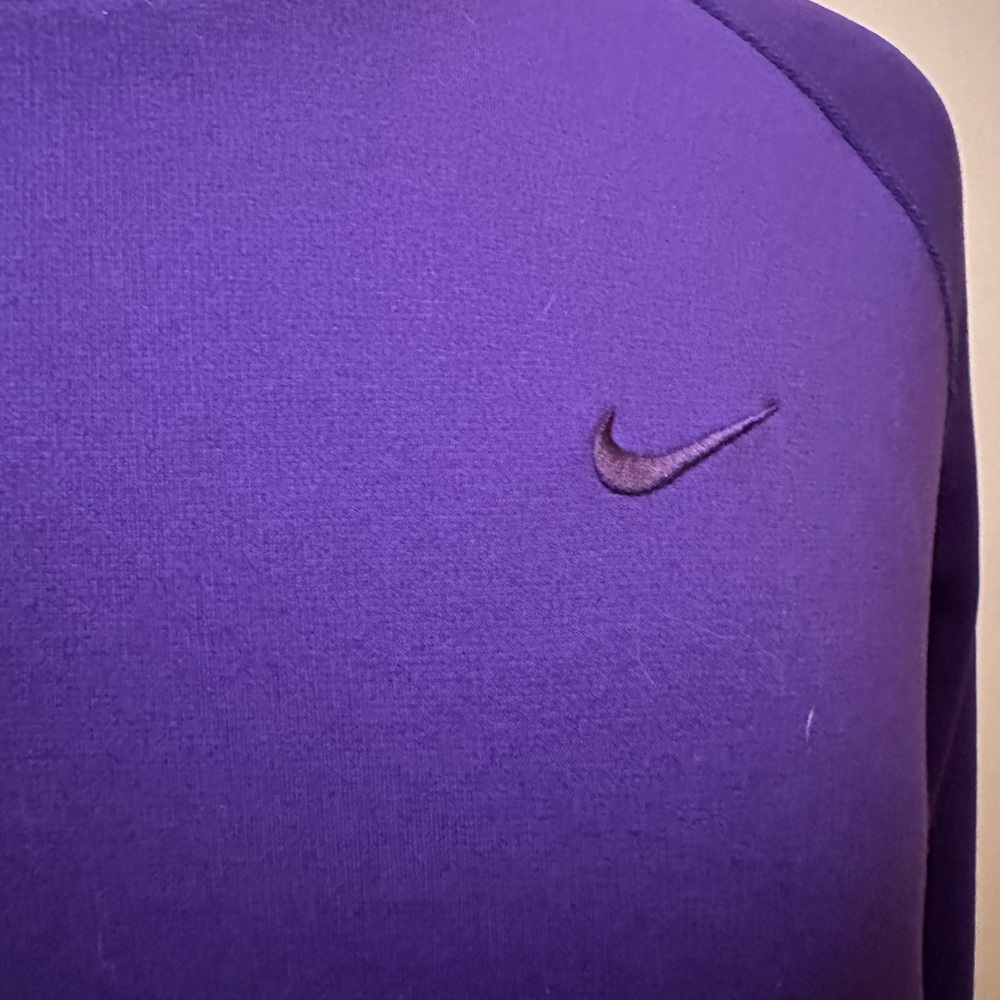 Nike Women's Purple Sweatshirt with Pocket - Picture 6 of 7